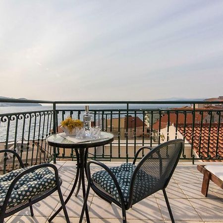 Vila House Lea Igrane Exteriér fotografie