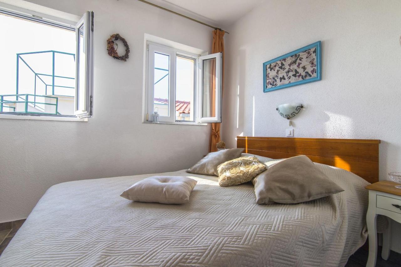 Vila House Lea Igrane Exteriér fotografie