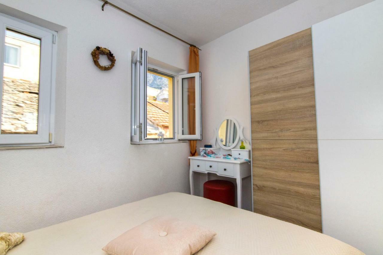 Vila House Lea Igrane Exteriér fotografie